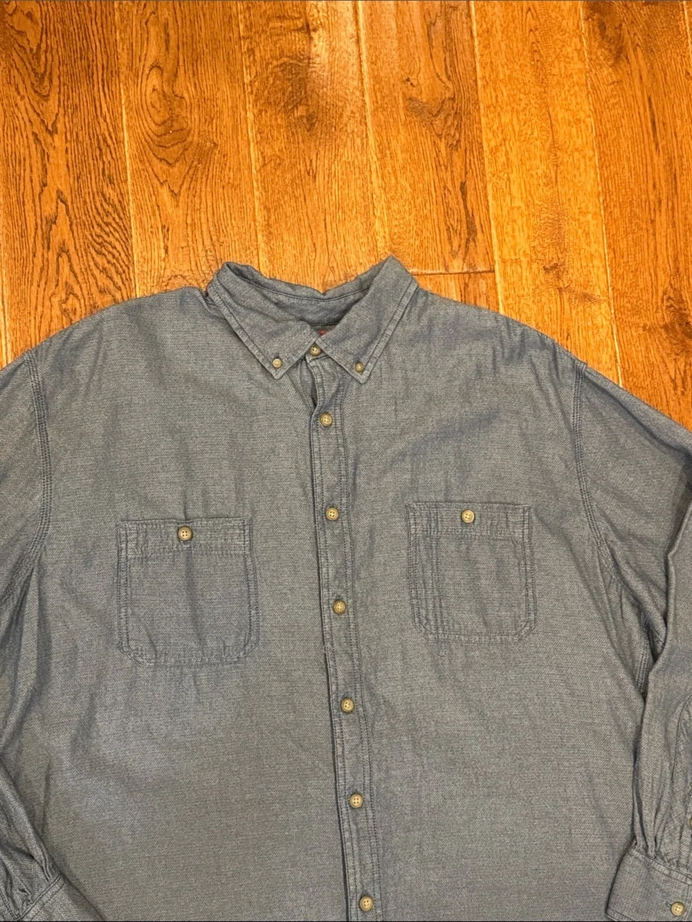Foundry button down shirtshirt